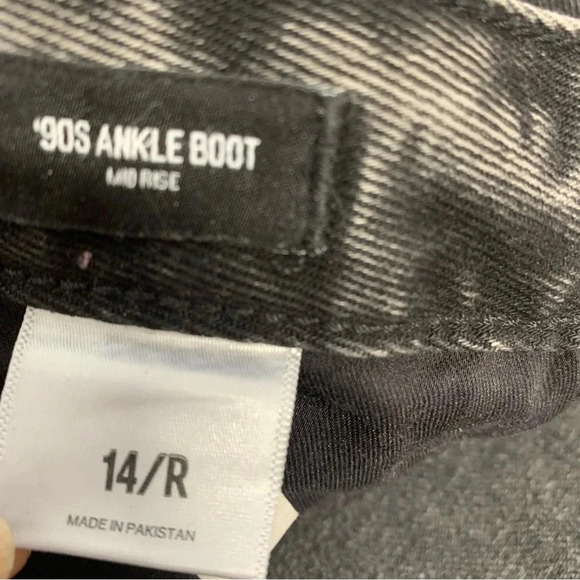 Express Jeans 90s Ankle‎ Boot Woman 14  Black Fade Distressed All Cotton Boho - Picture 7 of 12